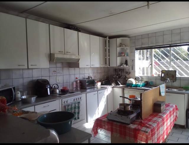 3 BEDROOM HOUSE FOR SALE IN THE HILL